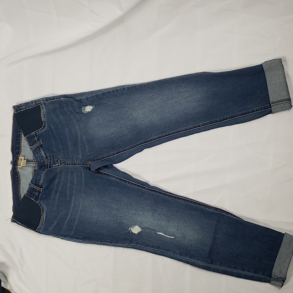 Adorable cuffed maternity jeans